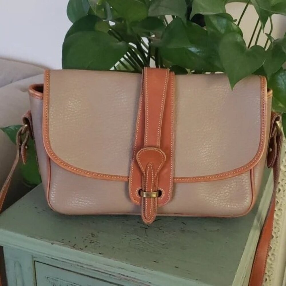 Vintage Dooney Bourke Crossbody Handbag
